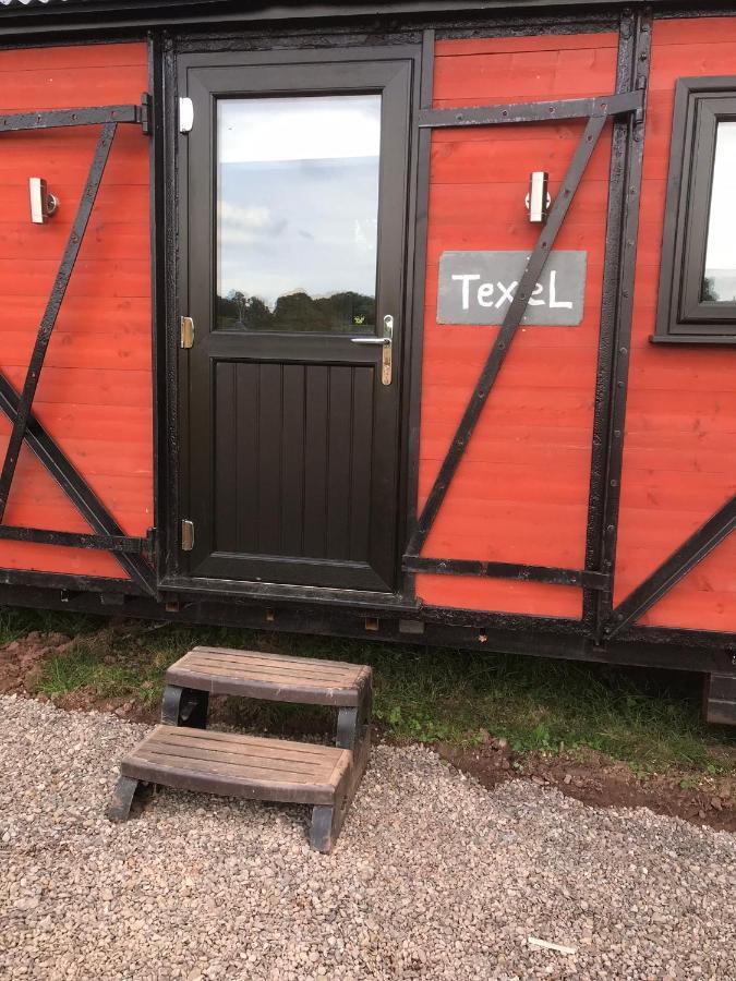 Apartmán Luxury Railway Carriage With Stunning Views Hereford Exteriér fotografie